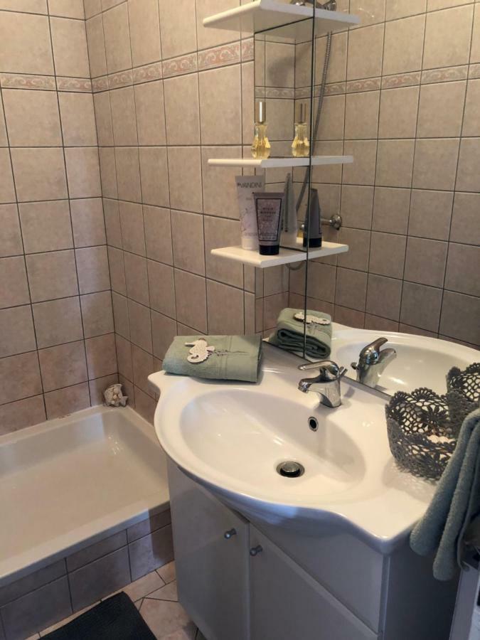 Apartment Danijela No. 2 Novalja Eksteriør billede